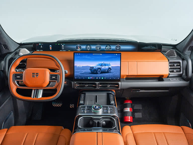 JETOUR G700 Оранжево-черный интерьер